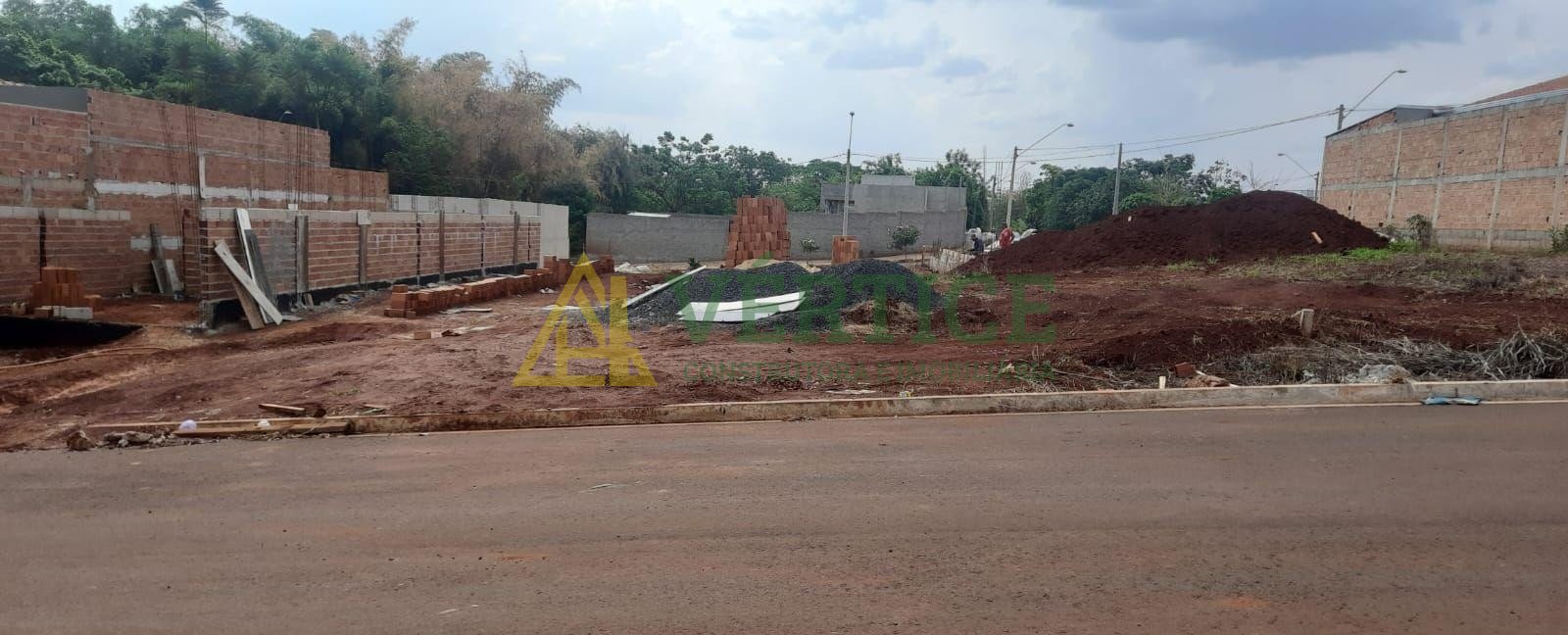 Terreno Para Comprar, Pradópolis / Sp, Parque Dos Pássaros 2, Rua Félix Ferreira Da Silva imagem 0