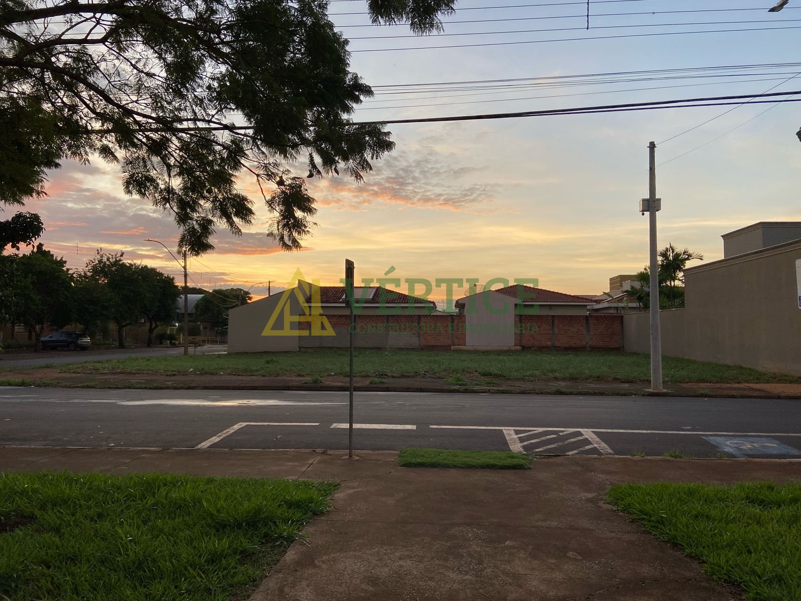 Terreno Para Comprar, Pradópolis / Sp, Jardim Campo Belo, Rua Presidente Castelo Branco imagem 0