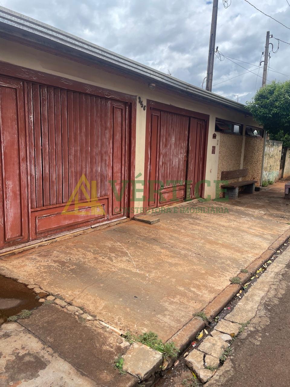 Casa Para Comprar, Pradópolis / Sp, Centro, Rua Santos Dumont imagem 0